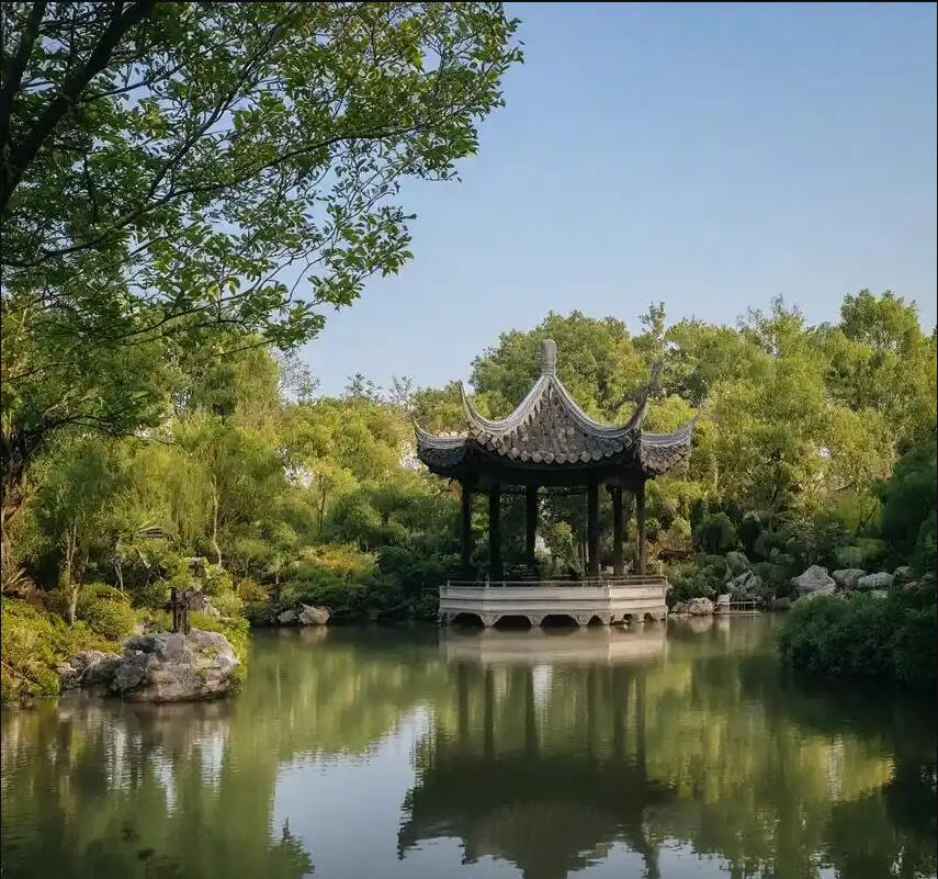 贵港覃塘芷卉餐饮有限公司